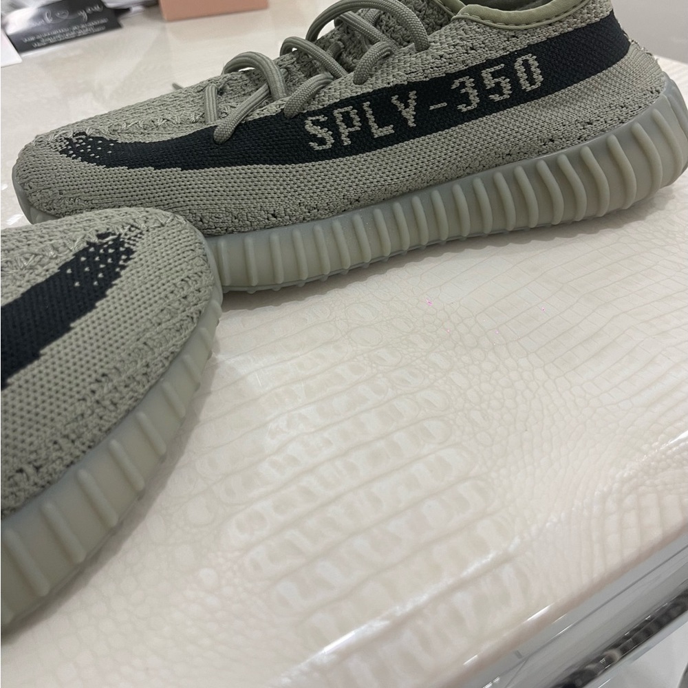 Adidas Yeezy Boost 350 V2 in Gray and Black - Picture 7 of 12